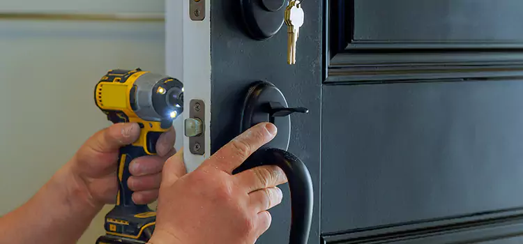 Commercial Door Lock Installation West Carson
