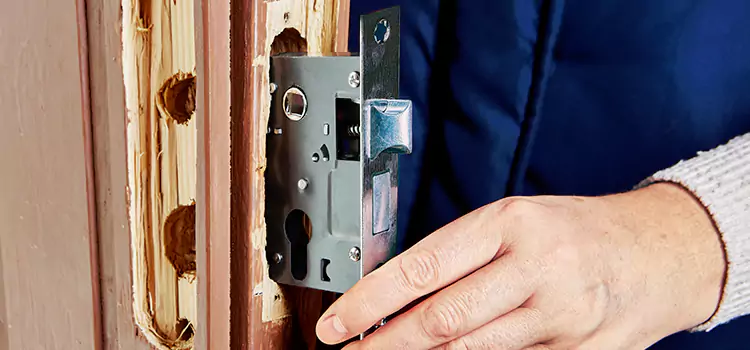 Garage Door Lock Replacement West Carson